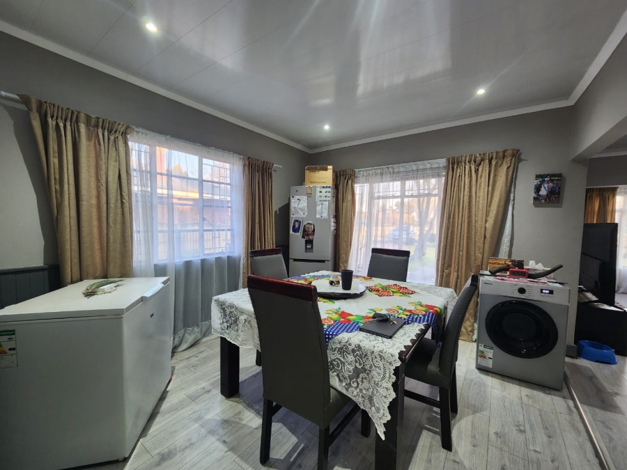 3 Bedroom Property for Sale in Three Rivers Gauteng
