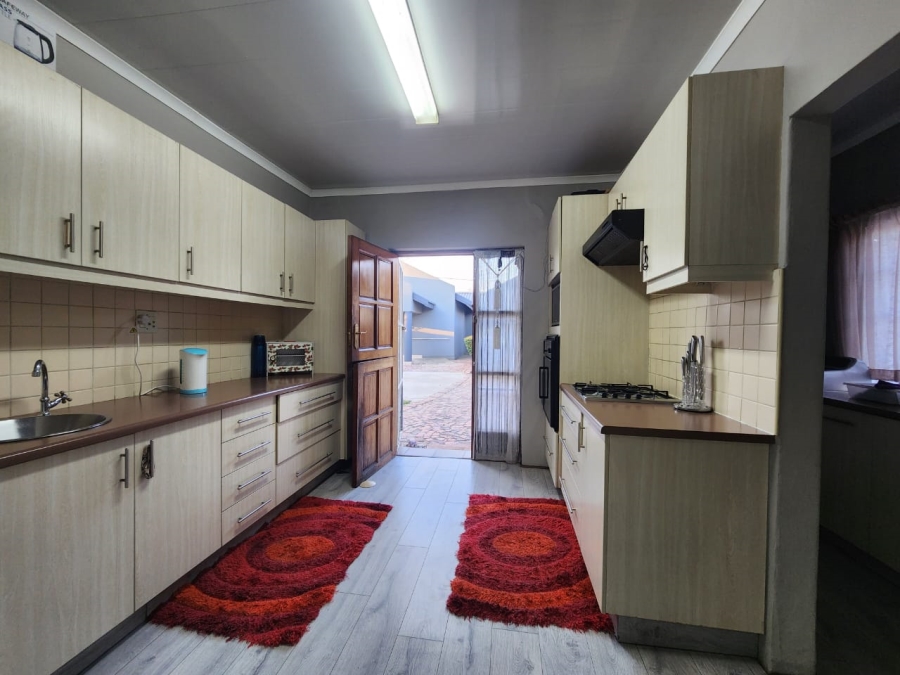 3 Bedroom Property for Sale in Three Rivers Gauteng