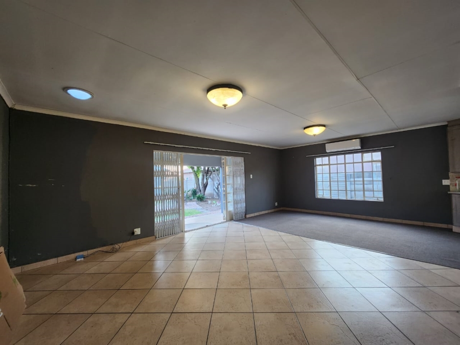 3 Bedroom Property for Sale in Three Rivers Gauteng
