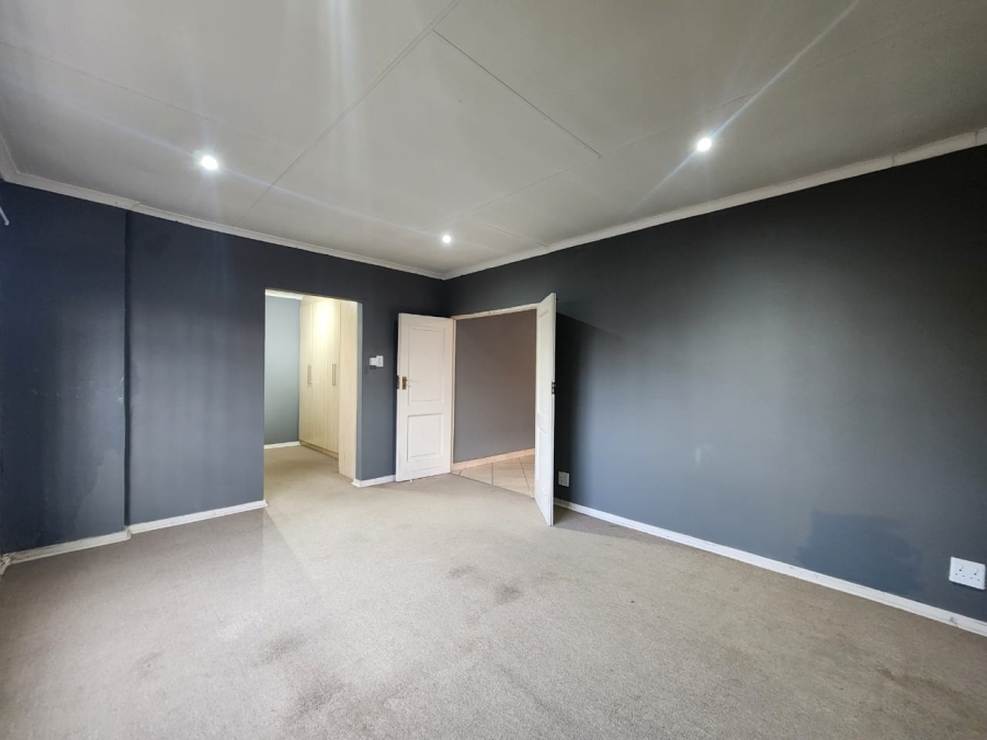 3 Bedroom Property for Sale in Three Rivers Gauteng