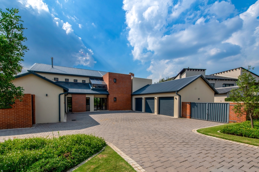 4 Bedroom Property for Sale in Waterfall Country Estate Gauteng