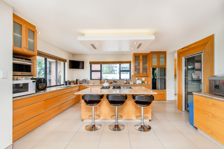4 Bedroom Property for Sale in Waterfall Country Estate Gauteng