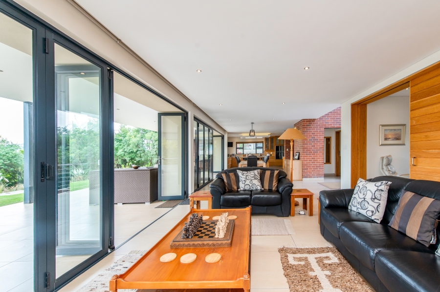 4 Bedroom Property for Sale in Waterfall Country Estate Gauteng