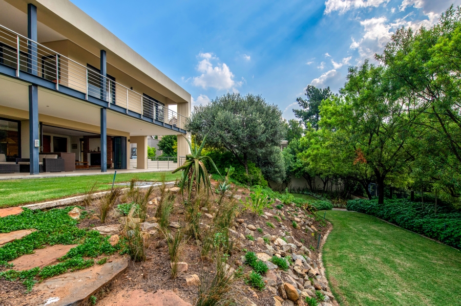 4 Bedroom Property for Sale in Waterfall Country Estate Gauteng