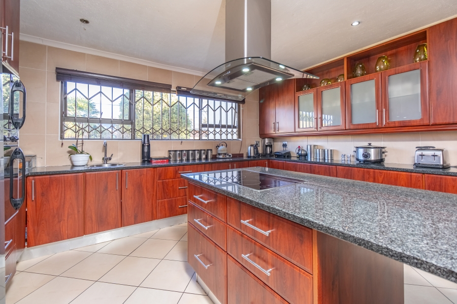 4 Bedroom Property for Sale in Noordkruin Gauteng