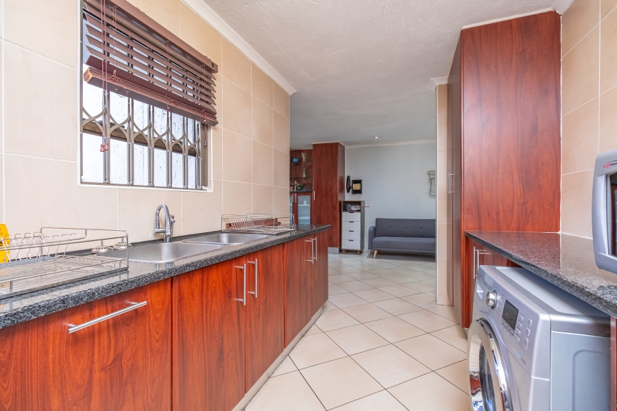 4 Bedroom Property for Sale in Noordkruin Gauteng