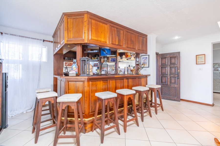 4 Bedroom Property for Sale in Noordkruin Gauteng