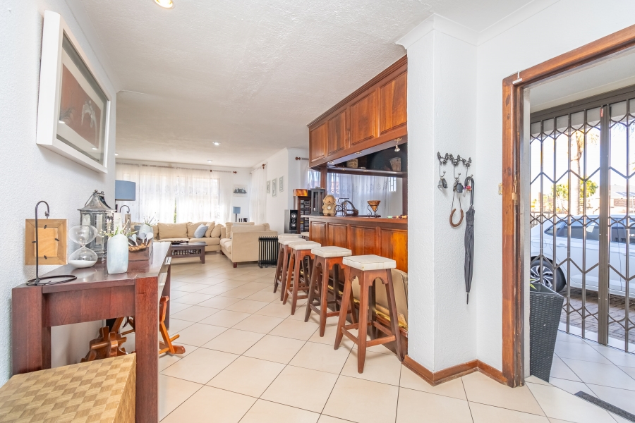 4 Bedroom Property for Sale in Noordkruin Gauteng