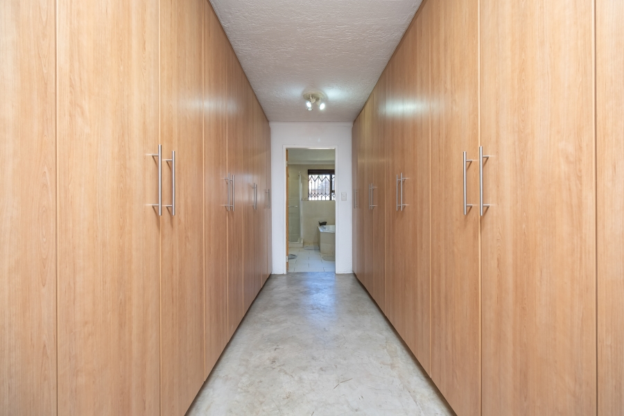 4 Bedroom Property for Sale in Noordkruin Gauteng