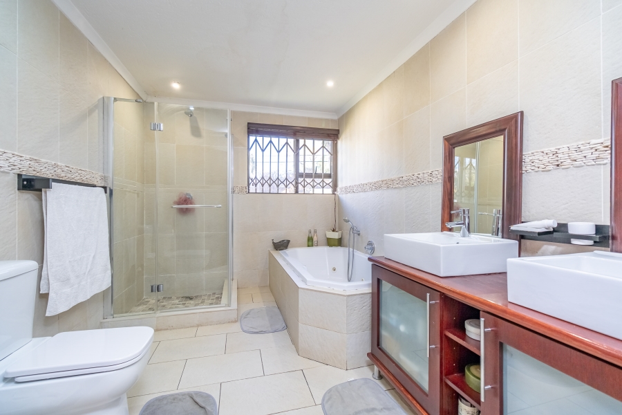 4 Bedroom Property for Sale in Noordkruin Gauteng