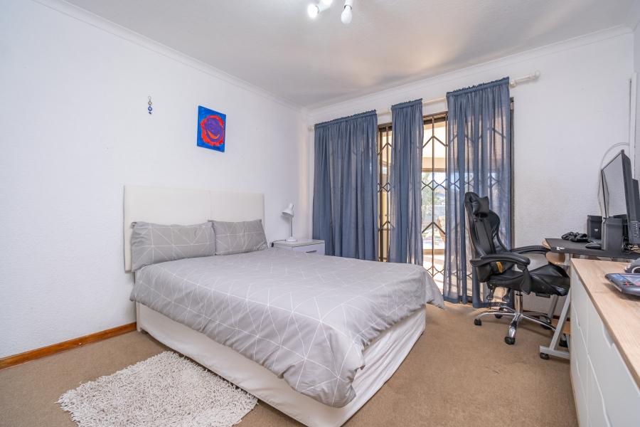 4 Bedroom Property for Sale in Noordkruin Gauteng