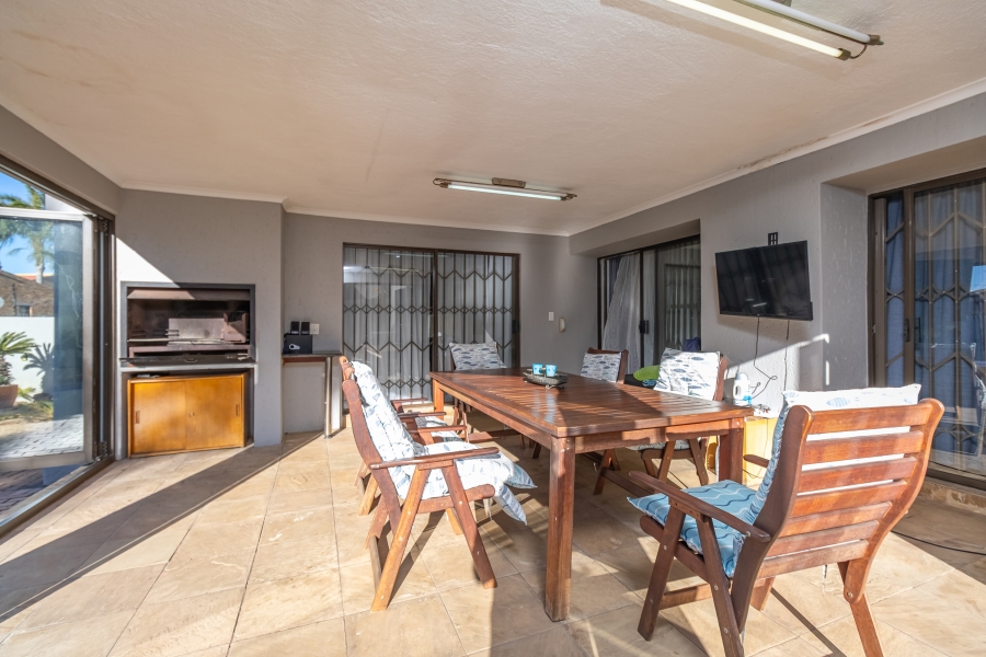 4 Bedroom Property for Sale in Noordkruin Gauteng