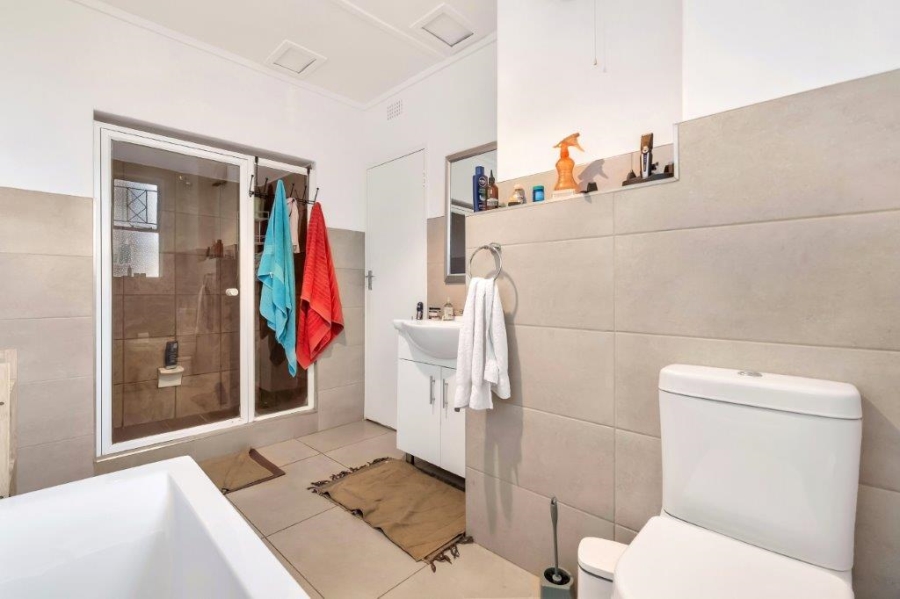 3 Bedroom Property for Sale in Illovo Gauteng