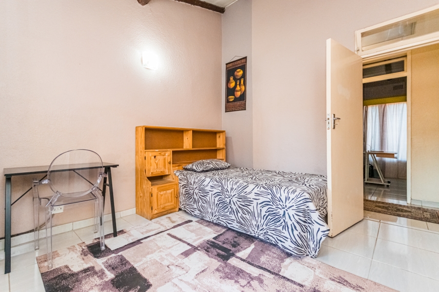 5 Bedroom Property for Sale in Doringkloof Gauteng