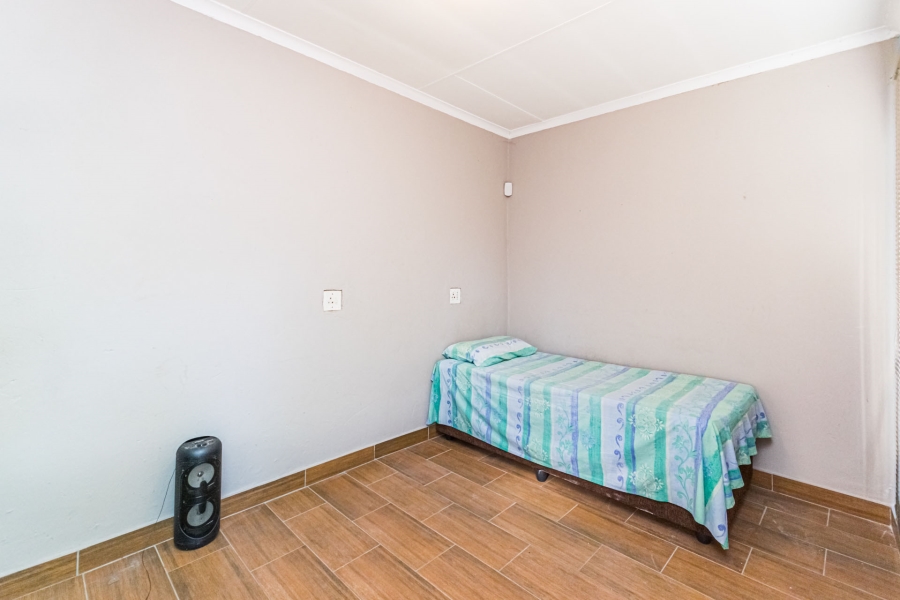 5 Bedroom Property for Sale in Doringkloof Gauteng