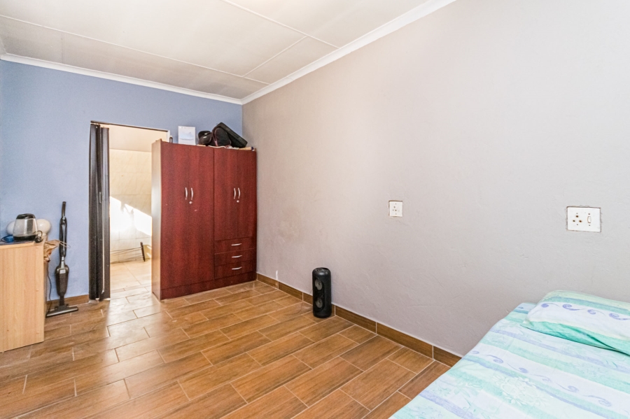 5 Bedroom Property for Sale in Doringkloof Gauteng