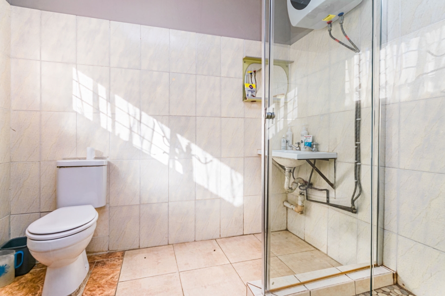 5 Bedroom Property for Sale in Doringkloof Gauteng