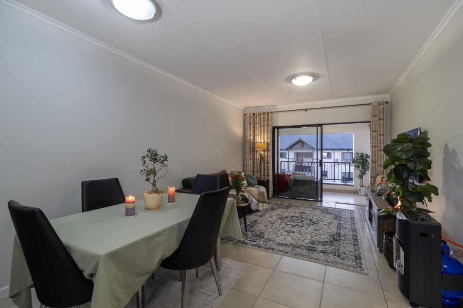 2 Bedroom Property for Sale in Greenstone Crest Gauteng