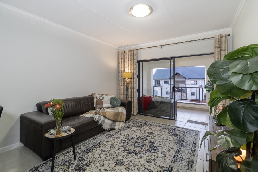 2 Bedroom Property for Sale in Greenstone Crest Gauteng