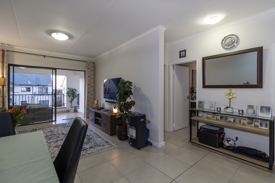 2 Bedroom Property for Sale in Greenstone Crest Gauteng