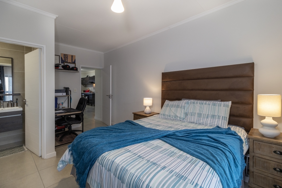 2 Bedroom Property for Sale in Greenstone Crest Gauteng