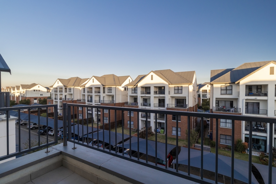 2 Bedroom Property for Sale in Greenstone Crest Gauteng