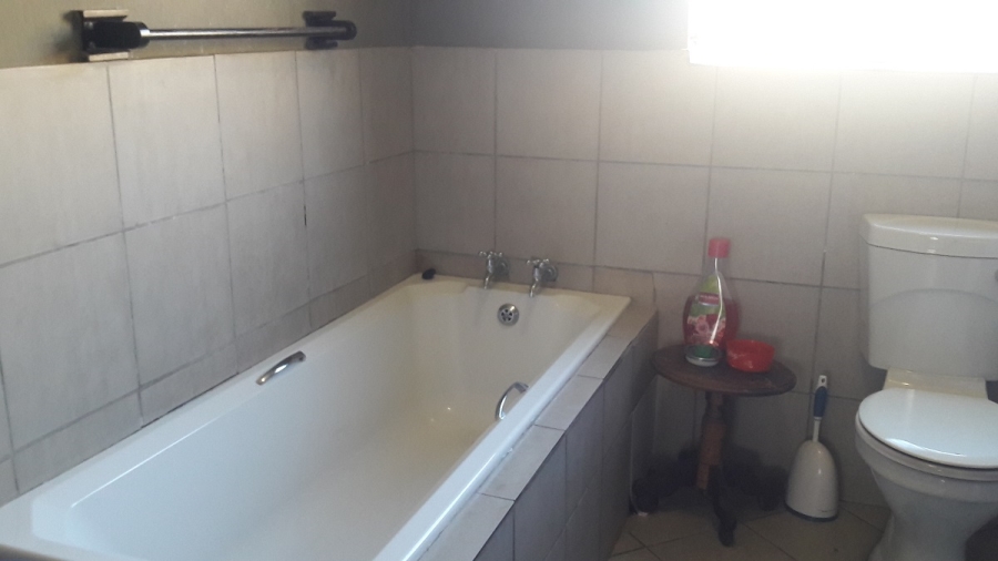 3 Bedroom Property for Sale in Bedworth Park Gauteng