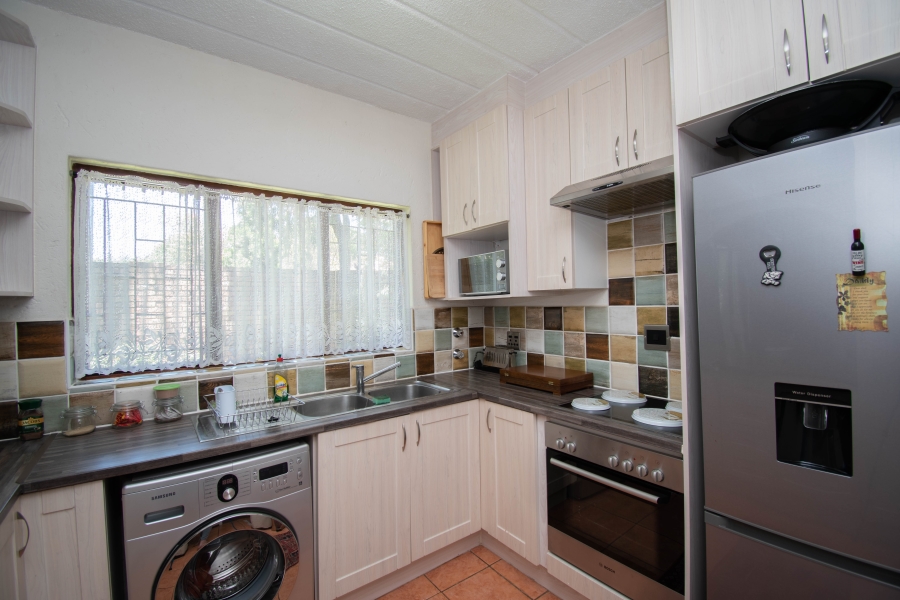 To Let 2 Bedroom Property for Rent in Jukskei Park Gauteng