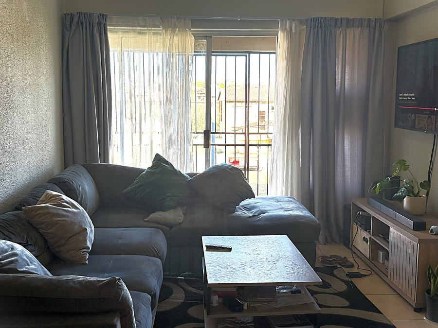 2 Bedroom Property for Sale in Laser Park Gauteng
