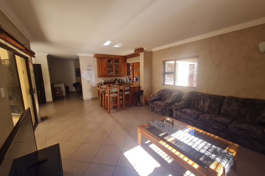 4 Bedroom Property for Sale in Ruimsig Gauteng