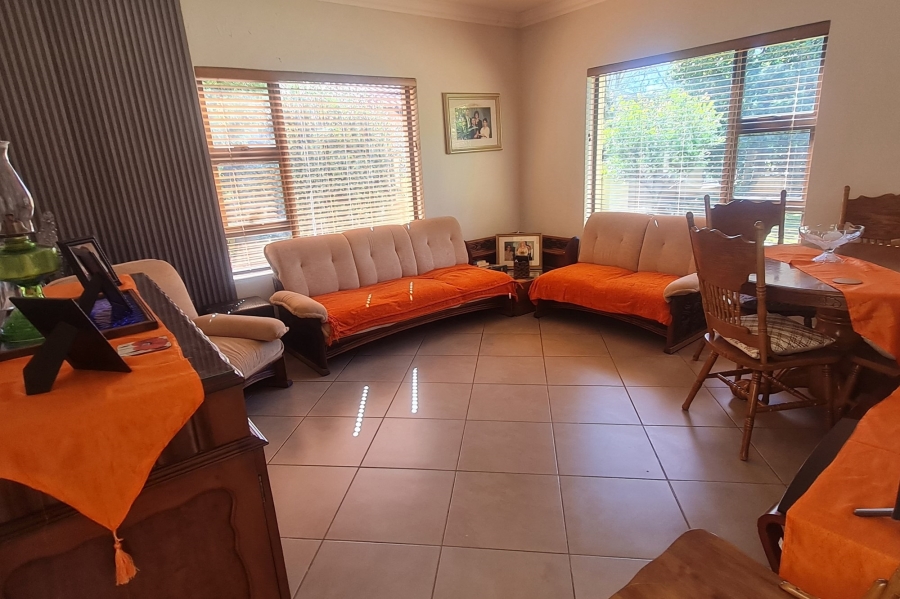 4 Bedroom Property for Sale in Ruimsig Gauteng