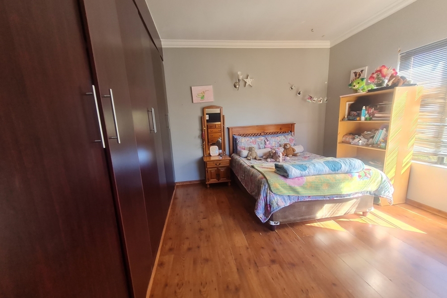 4 Bedroom Property for Sale in Ruimsig Gauteng