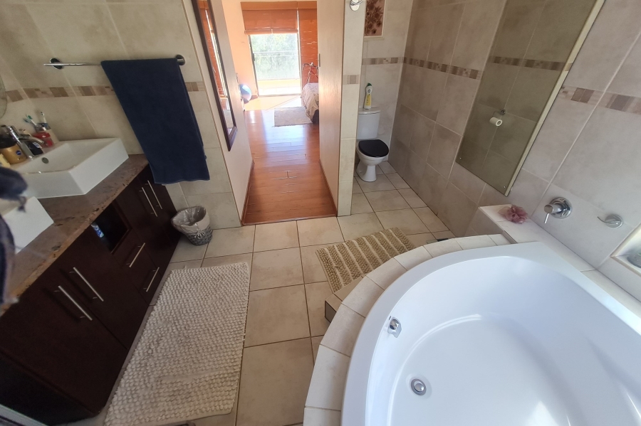4 Bedroom Property for Sale in Ruimsig Gauteng