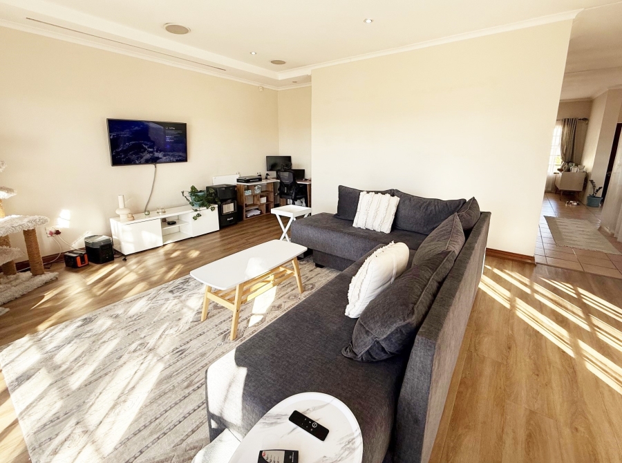 To Let 3 Bedroom Property for Rent in Sunninghill Gauteng