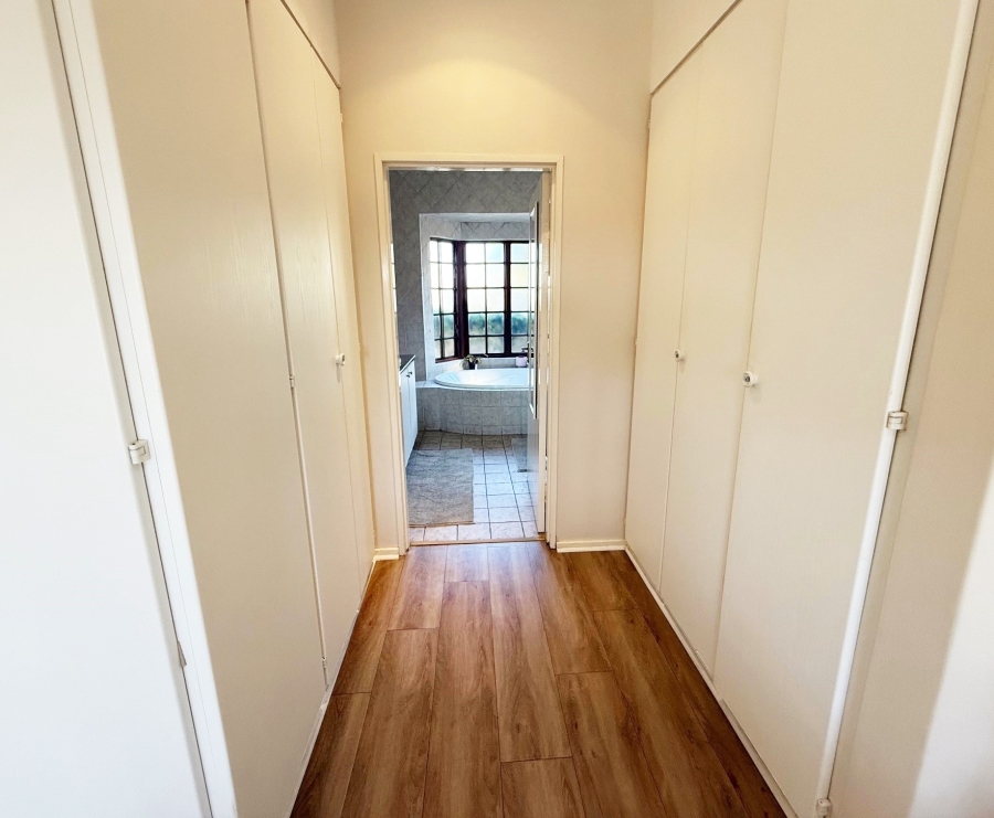 To Let 3 Bedroom Property for Rent in Sunninghill Gauteng