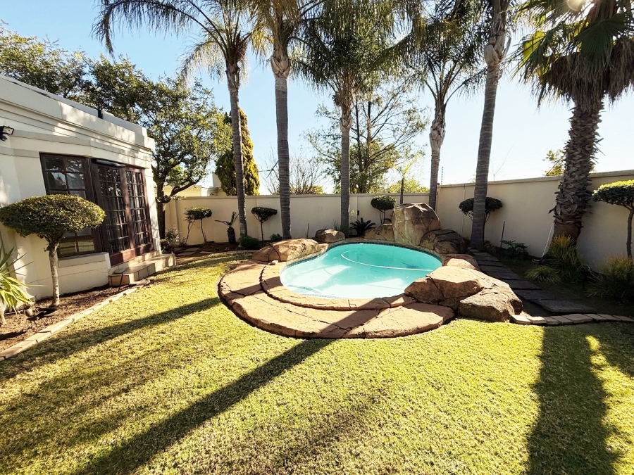 To Let 3 Bedroom Property for Rent in Sunninghill Gauteng