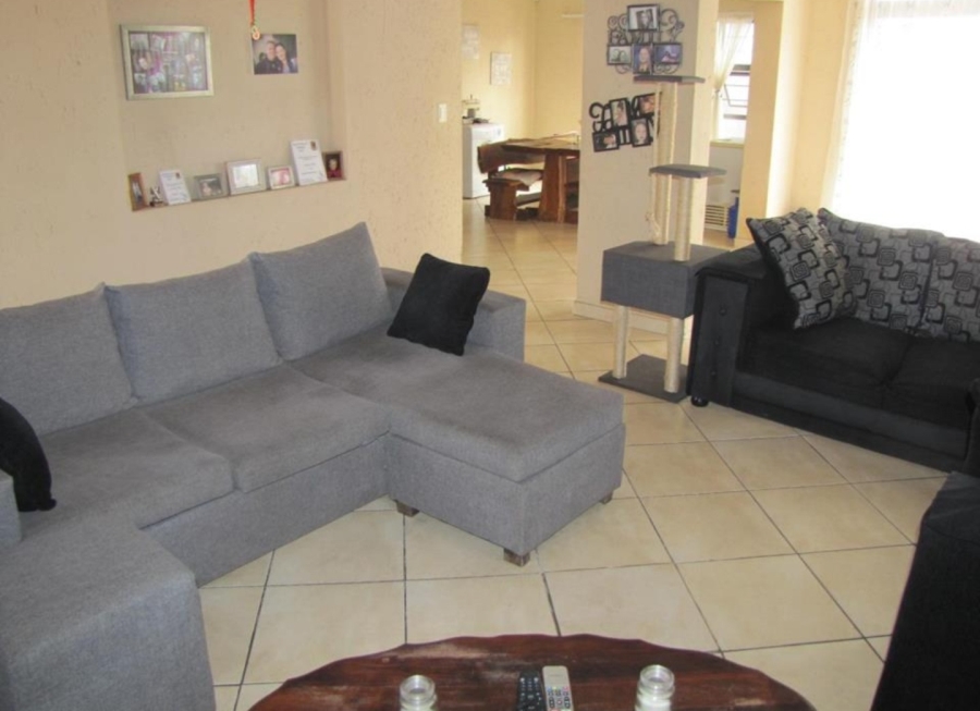 4 Bedroom Property for Sale in Vanderbijlpark SE 2 Gauteng