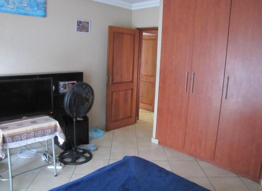 4 Bedroom Property for Sale in Vanderbijlpark SE 2 Gauteng