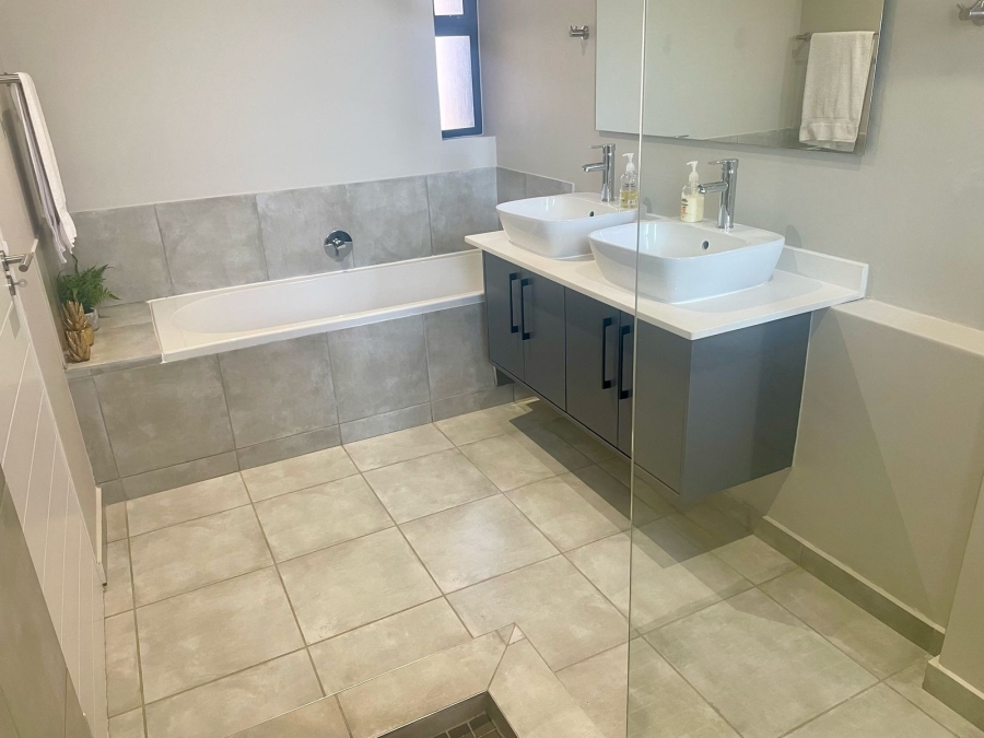 3 Bedroom Property for Sale in Sinoville Gauteng