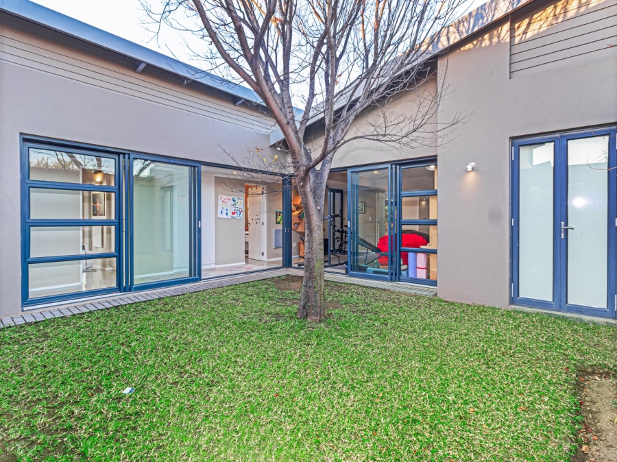 4 Bedroom Property for Sale in Monaghan Farm Gauteng
