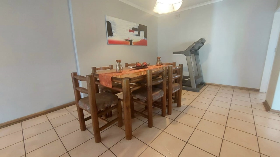 4 Bedroom Property for Sale in Vanderbijlpark SW 5 Gauteng