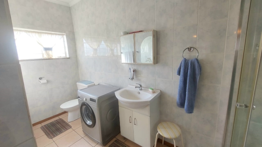 4 Bedroom Property for Sale in Vanderbijlpark SW 5 Gauteng