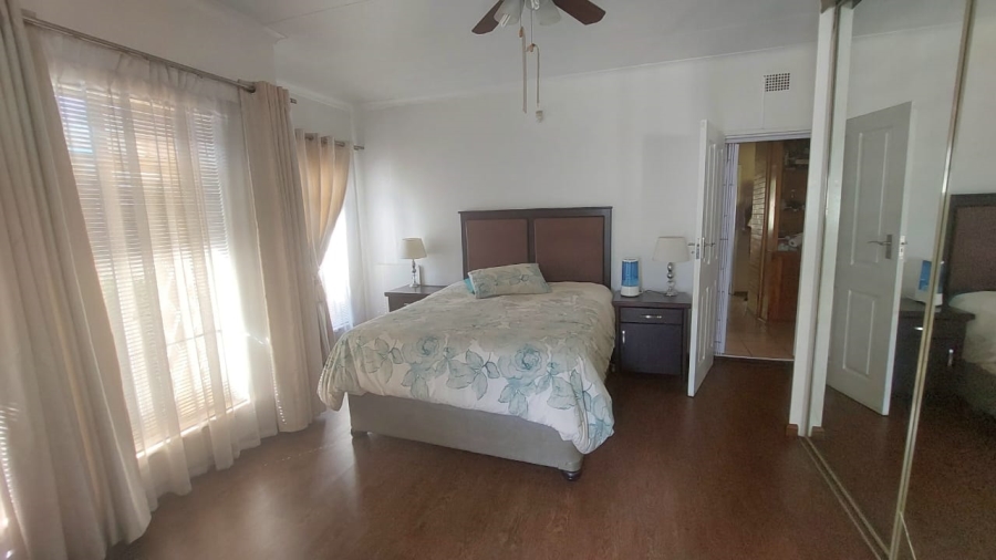 4 Bedroom Property for Sale in Vanderbijlpark SW 5 Gauteng