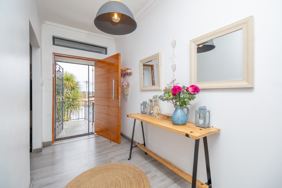 5 Bedroom Property for Sale in Quellerie Park Gauteng