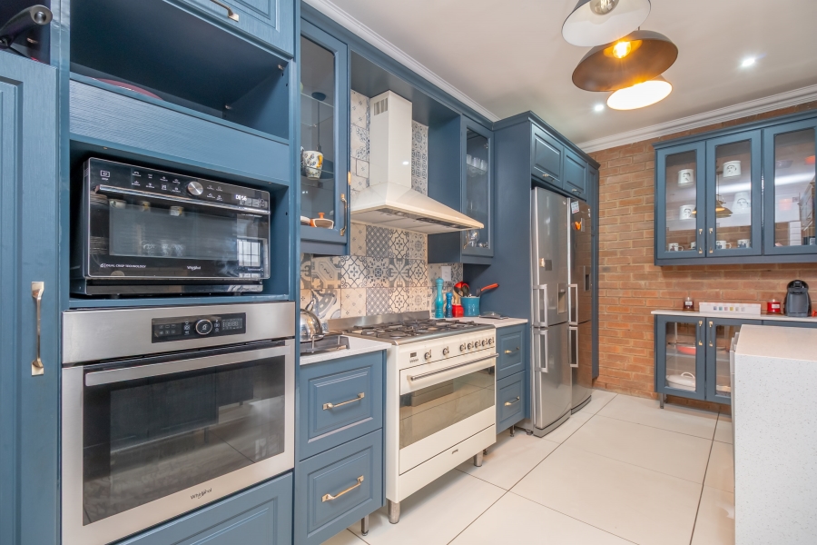 5 Bedroom Property for Sale in Quellerie Park Gauteng