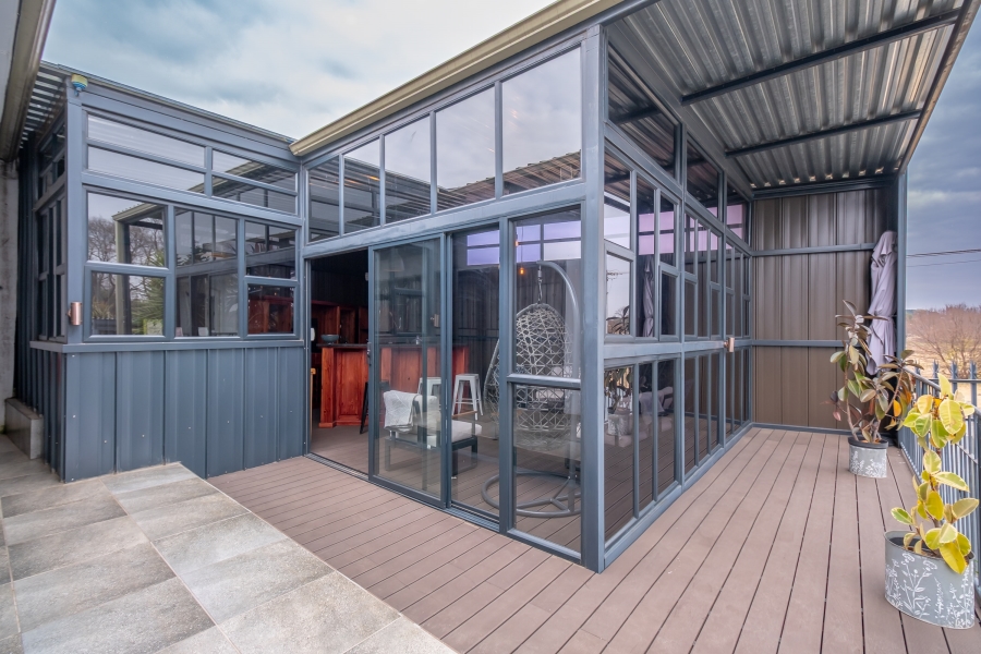 5 Bedroom Property for Sale in Quellerie Park Gauteng