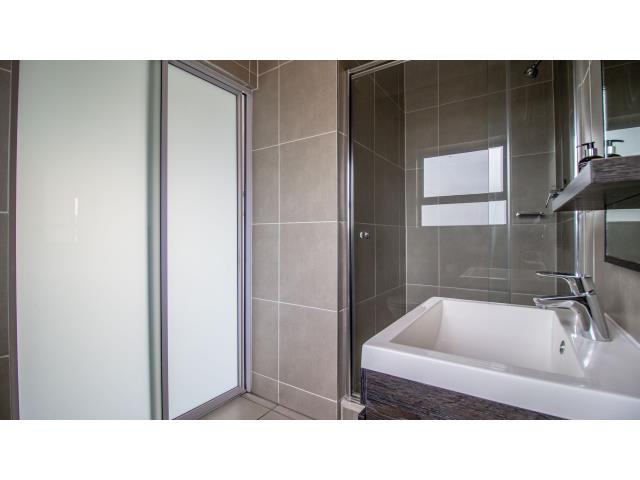 1 Bedroom Property for Sale in Greenstone Hill Gauteng