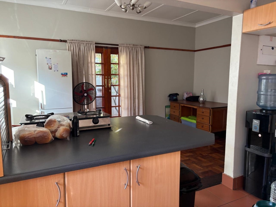 To Let 3 Bedroom Property for Rent in Riviera Gauteng
