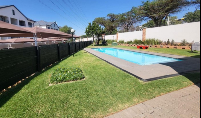 3 Bedroom Property for Sale in Greenstone Hill Gauteng