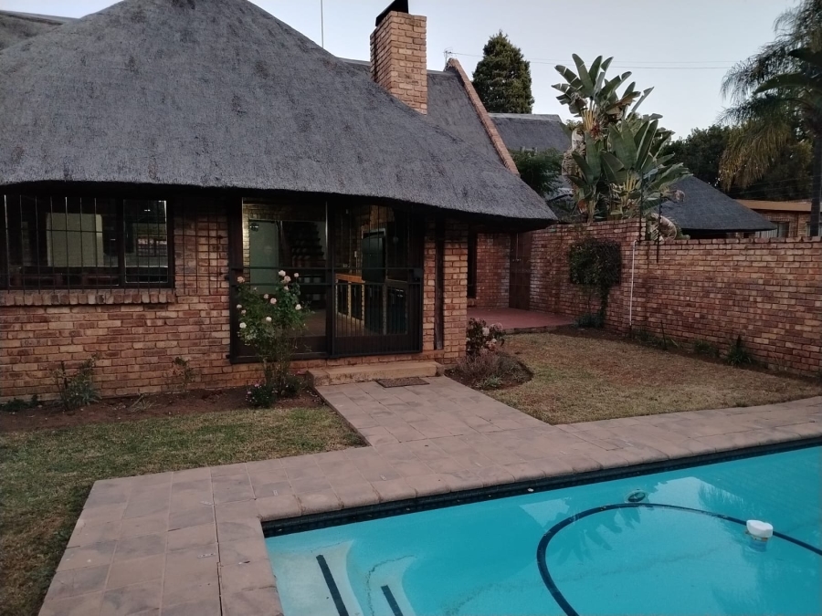 To Let 4 Bedroom Property for Rent in Wapadrand Gauteng